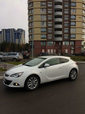  Opel Astra GTC 2013 , 680000 , 