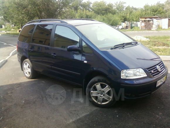    Volkswagen Sharan 2003 , 490000 , 