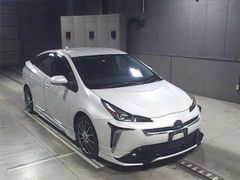 Лифтбек Toyota Prius 2020 года, 1450000 рублей, Владивосток