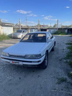 Седан Toyota Camry 1988 года, 135000 рублей, Казань