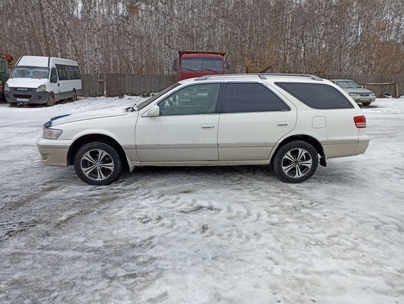  Toyota Mark II Wagon Qualis 1999 , 277000 , 