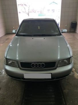  Audi A4 1998 , 200000 , 