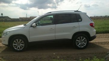 SUV   Volkswagen Tiguan 2008 , 1060000 , 