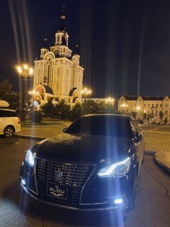 Седан Toyota Crown 2016 года, 2450000 рублей, Хабаровск