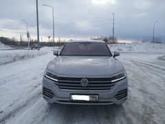 SUV или внедорожник Volkswagen Touareg 2019 года, 5950000 рублей, Ханты-Мансийск