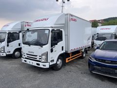 Изотермический фургон Isuzu Elf 2023 года, 3450000 рублей, Владивосток