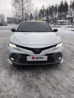Седан Toyota Camry 2020 года, 3800000 рублей, Абакан