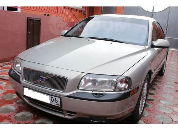  Volvo S80 2001 , 400000 , 