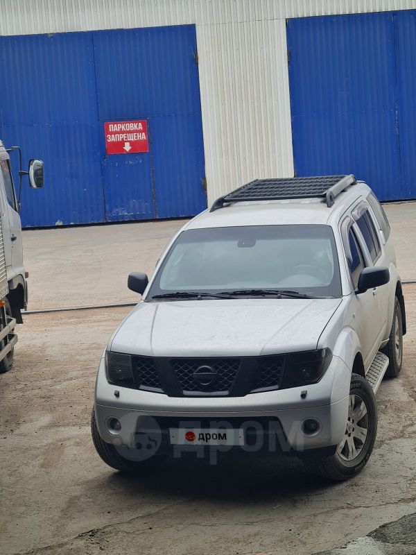 SUV   Nissan Pathfinder 2007 , 950000 , -