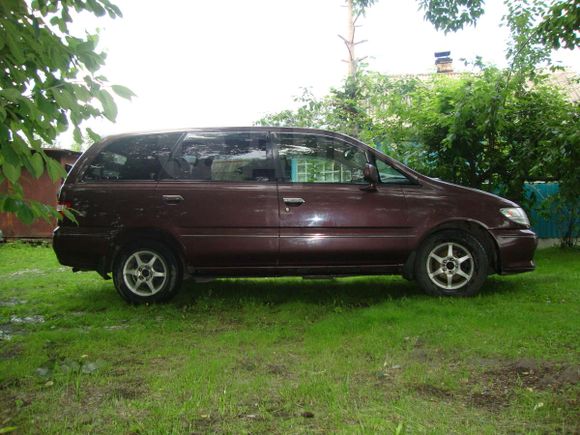    Nissan Presage 1998 , 240000 , 