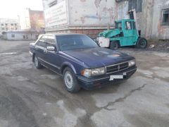 Седан Nissan Cedric 1988 года, 198000 рублей, Иркутск