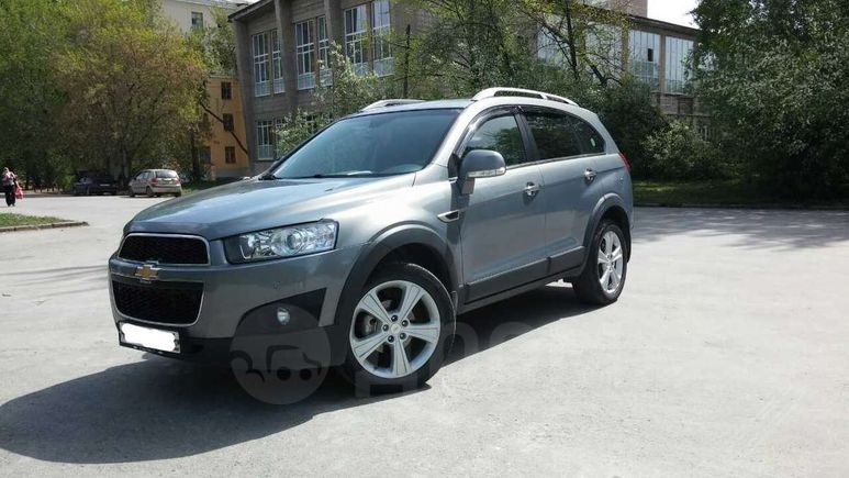 SUV   Chevrolet Captiva 2011 , 900000 , 