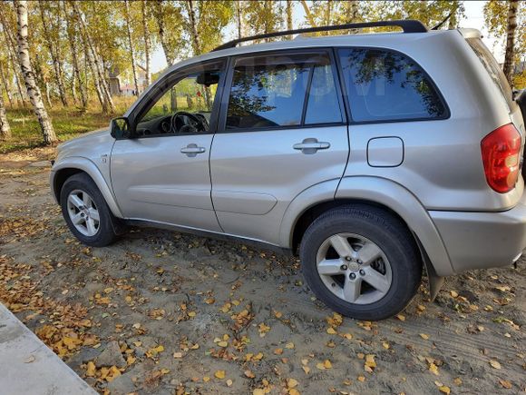 SUV   Toyota RAV4 2004 , 600000 , 