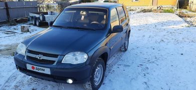 SUV или внедорожник Chevrolet Niva 2017 года, 650000 рублей, Нефтеюганск