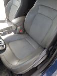 SUV   Kia Sportage 2012 , 700000 ,  