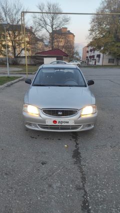 Седан Hyundai Accent 2005 года, 400000 рублей, Грозный