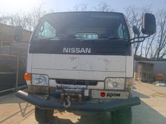 Бортовой грузовик Nissan Atlas 1992 года, 830000 рублей, Славянка