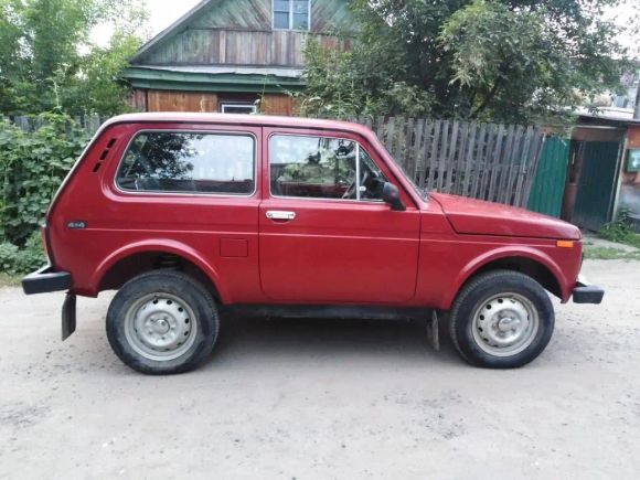 SUV    4x4 2121  1997 , 250000 , --