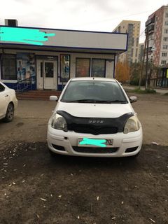 Хэтчбек 3 двери Toyota Vitz 2002 года, 380000 рублей, Томск