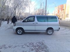 Минивэн или однообъемник Nissan Homy Elgrand 1984 года, 800000 рублей, Якутск