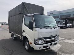 Бортовой тентованный грузовик Toyota Dyna 2018 года, 3170000 рублей, Владивосток