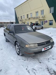 Седан Toyota Vista 1992 года, 150000 рублей, Комсомольск-на-Амуре