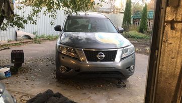 SUV   Nissan Pathfinder 2014 , 980000 , 