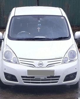  Nissan Note 2011 , 430000 , 