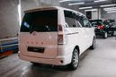    Toyota Voxy 2001 , 550000 , 