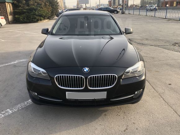  BMW 5-Series 2011 , 700000 , --