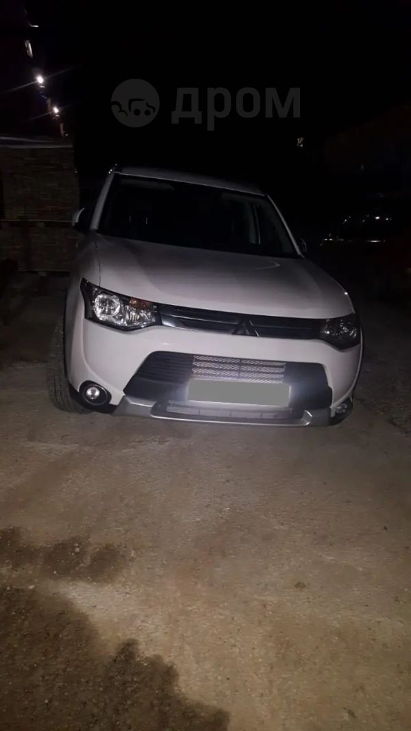 SUV   Mitsubishi Outlander 2014 , 1050000 , 