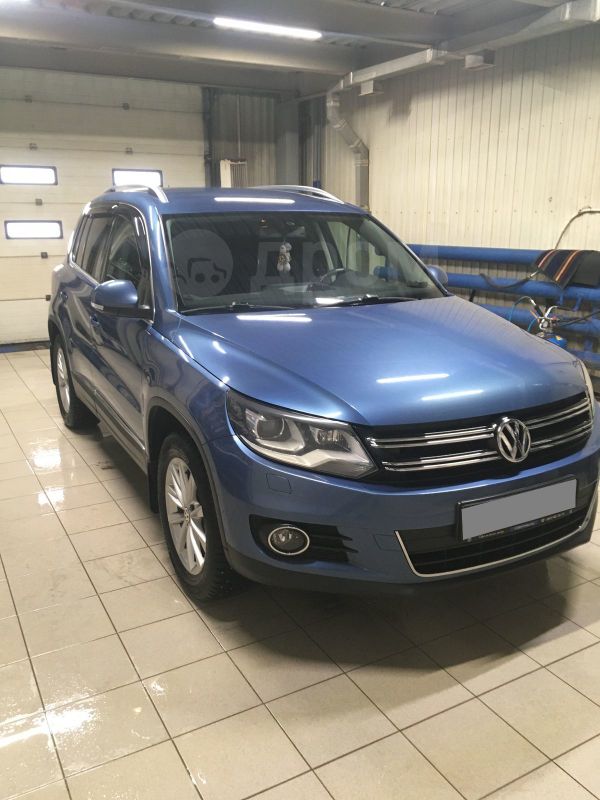 SUV   Volkswagen Tiguan 2011 , 750000 , 