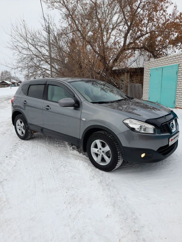 SUV   Nissan Qashqai 2011 , 780000 , 