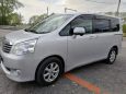    Toyota Noah 2011 , 850000 , 