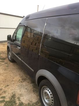    Ford Tourneo Connect 2003 , 320000 , 