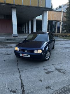 Хэтчбек Volkswagen Golf 1999 года, 430000 рублей, Новосибирск