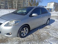 Седан Toyota Belta 2010 года, 705000 рублей, Благовещенск