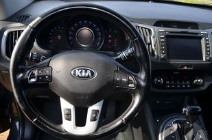 SUV   Kia Sportage 2013 , 999999 , 