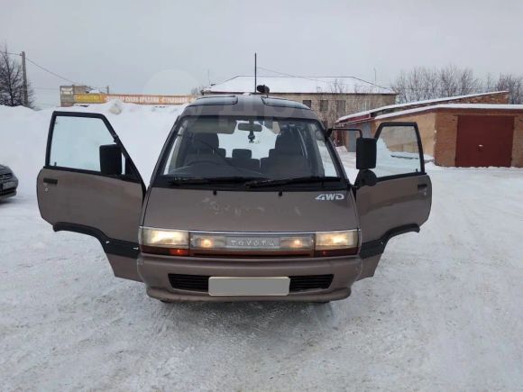    Toyota Town Ace 1990 , 140000 , 