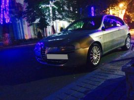  Alfa Romeo 147 2002 , 225000 , 