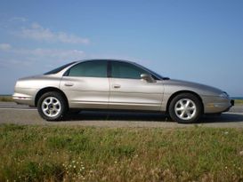 Седан Oldsmobile Aurora 1995 года, 330000 рублей, Симферополь