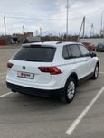 SUV   Volkswagen Tiguan 2020 , 2050000 , 