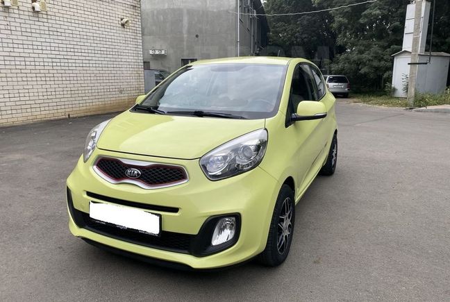  3  Kia Picanto 2013 , 731000 , 