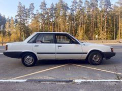 Седан Toyota Camry 1984 года, 210000 рублей, Нижний Новгород