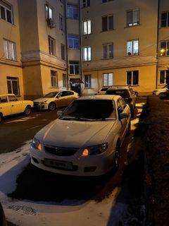 Седан Mazda Familia 2002 года, 400000 рублей, Красноярск