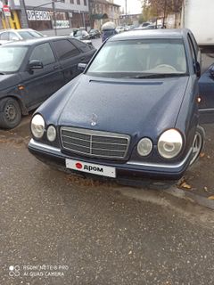 Седан Mercedes-Benz E-Class 1997 года, 350000 рублей, Махачкала