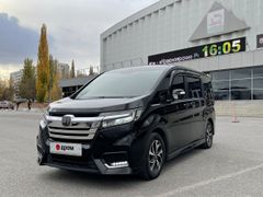 Минивэн или однообъемник Honda Stepwgn 2018 года, 2520000 рублей, Уфа