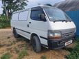    Toyota Hiace 2002 , 235000 , 