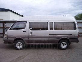 Минивэн или однообъемник Toyota Hiace 1997 года, 400000 рублей, Кызыл