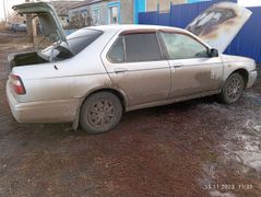 Седан Nissan Bluebird 2000 года, 120000 рублей, Барабинск